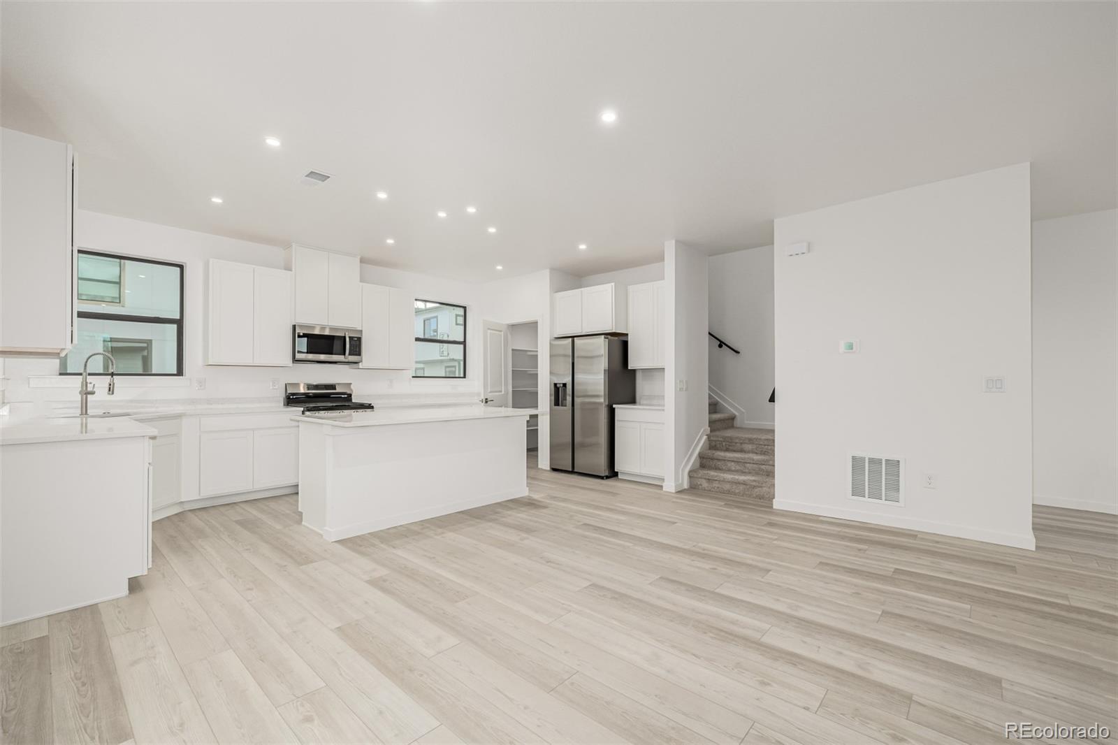 MLS Image #7 for 2076 s holly street,denver, Colorado