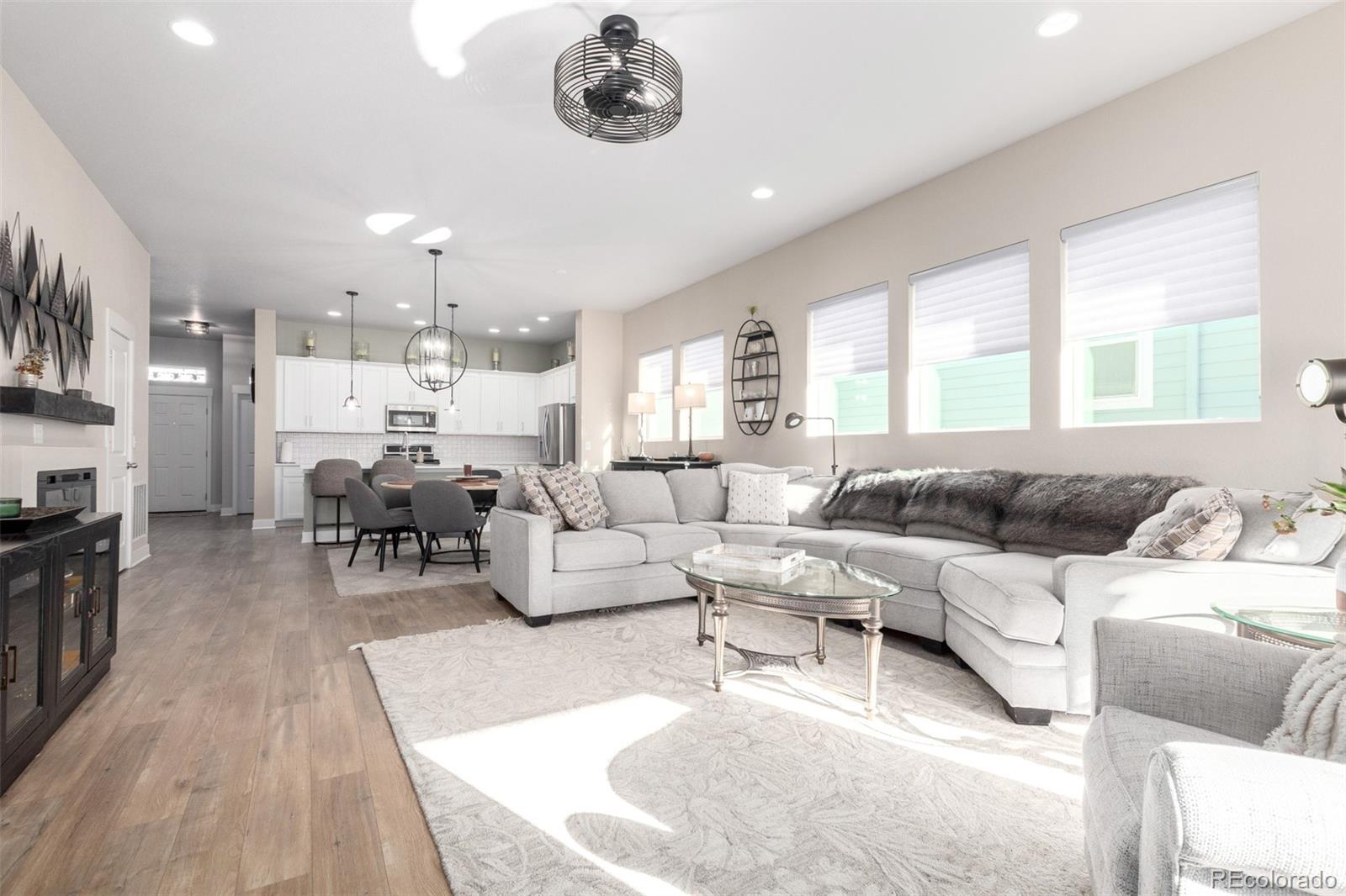 MLS Image #10 for 6010 n netherland court,aurora, Colorado