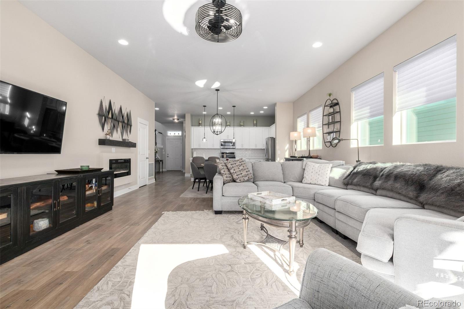 MLS Image #11 for 6010 n netherland court,aurora, Colorado