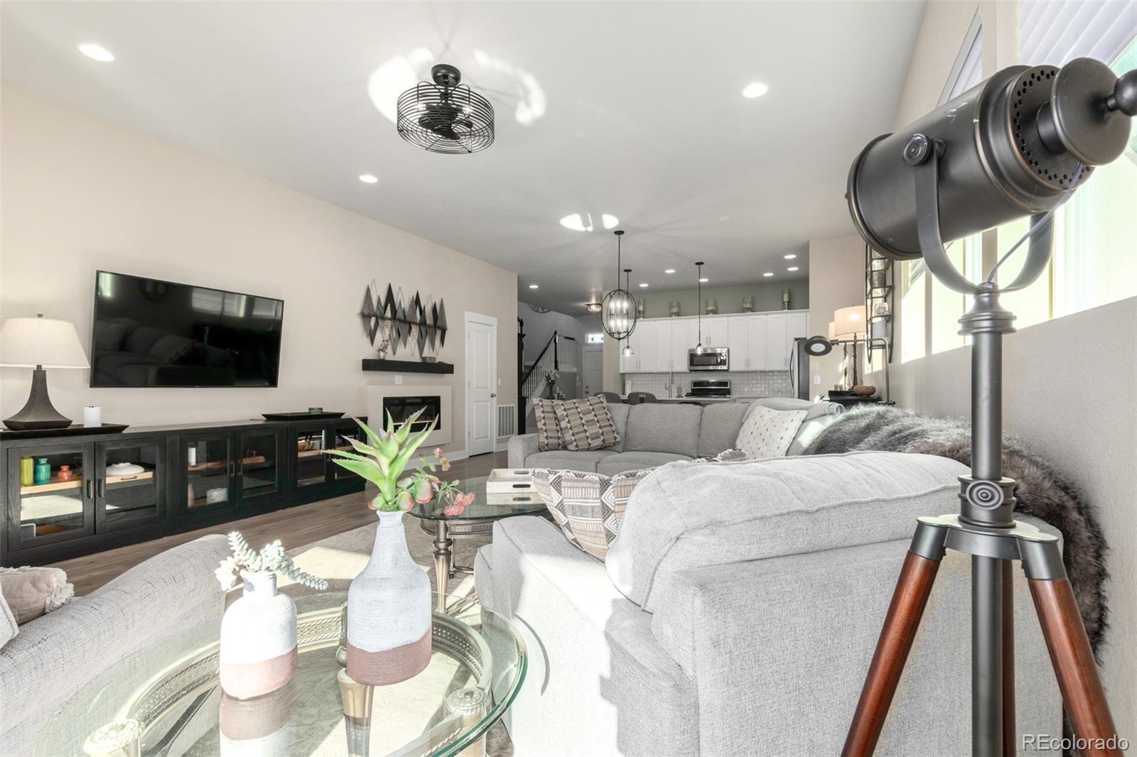 MLS Image #12 for 6010 n netherland court,aurora, Colorado
