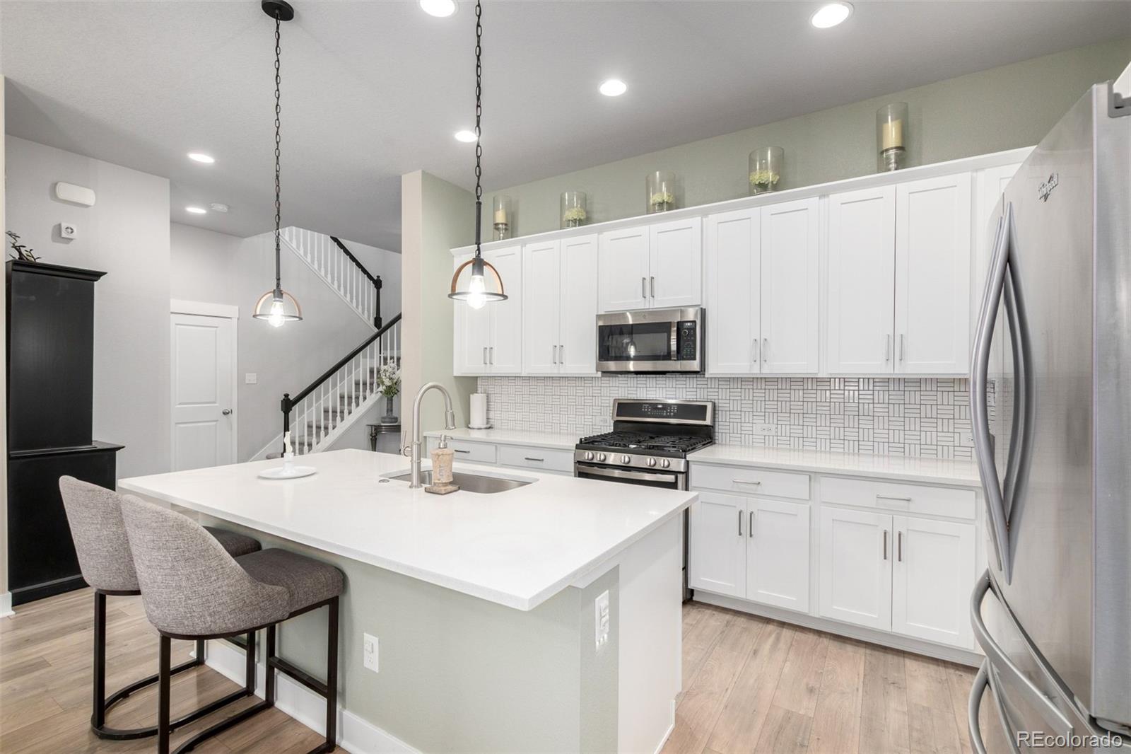 MLS Image #6 for 6010 n netherland court,aurora, Colorado