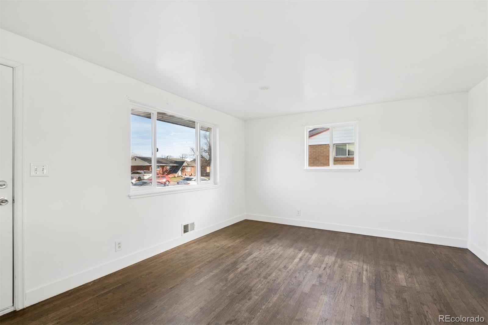 MLS Image #5 for 6951  locust street,commerce city, Colorado
