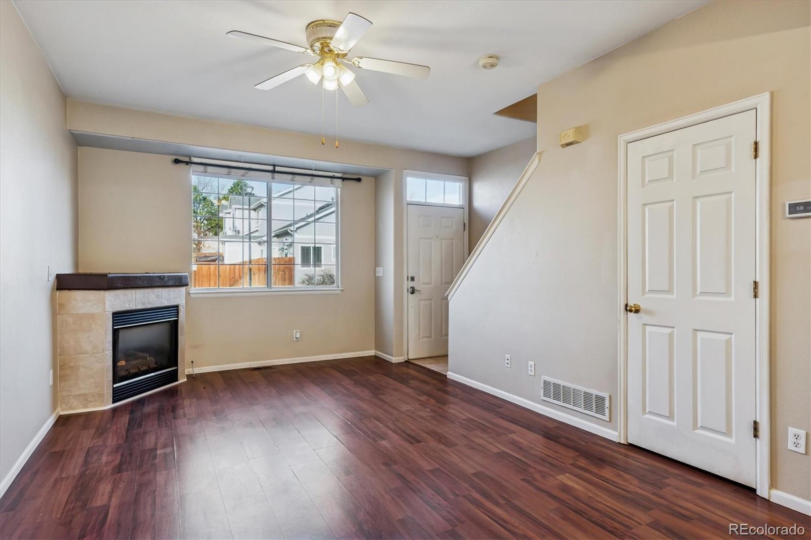 MLS Image #3 for 9653 w chatfield avenue e,littleton, Colorado