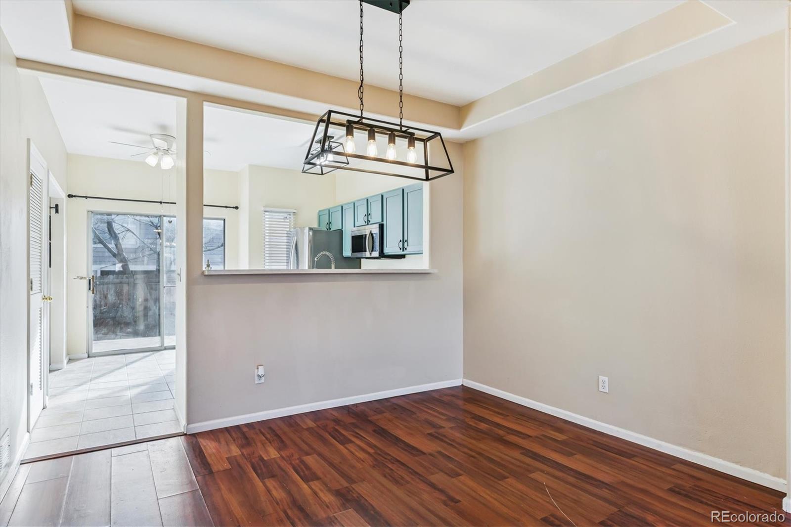 MLS Image #4 for 9653 w chatfield avenue e,littleton, Colorado