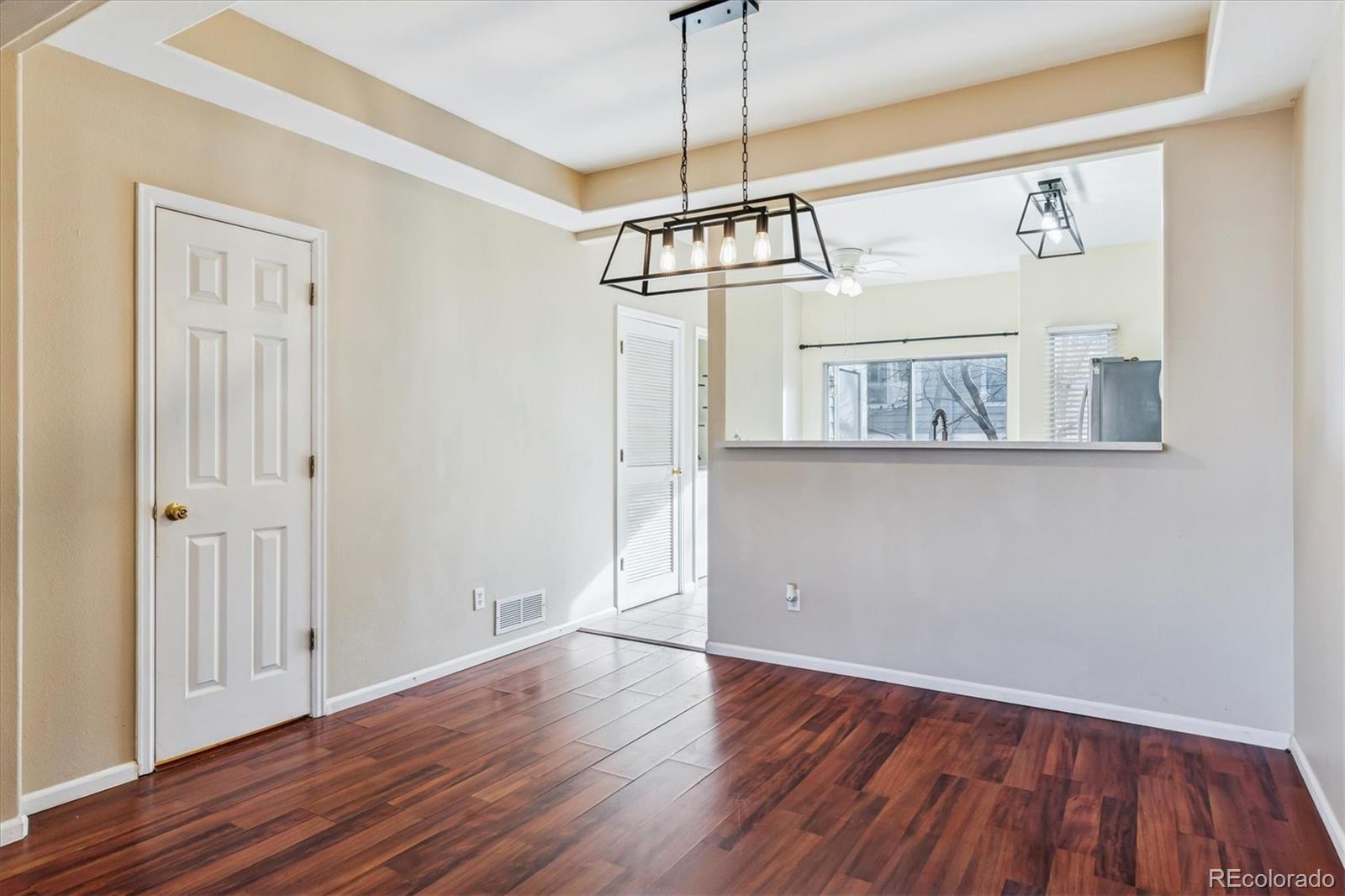 MLS Image #5 for 9653 w chatfield avenue e,littleton, Colorado