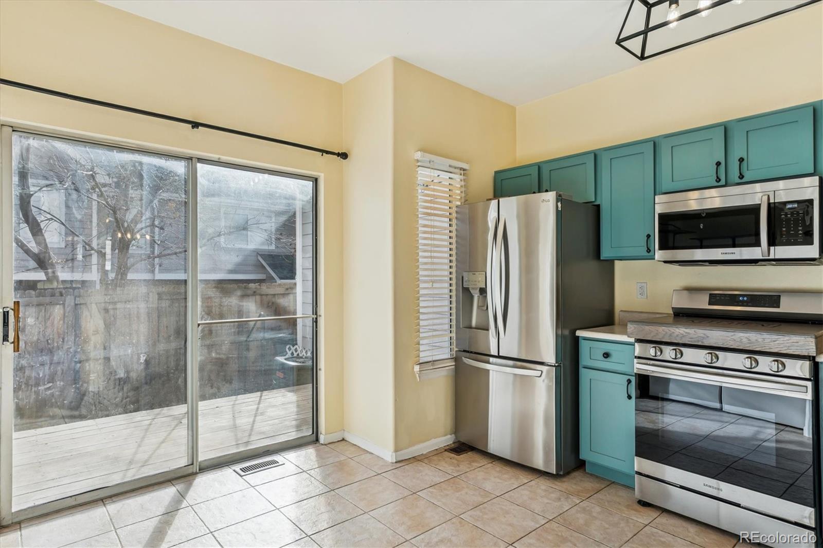 MLS Image #8 for 9653 w chatfield avenue e,littleton, Colorado