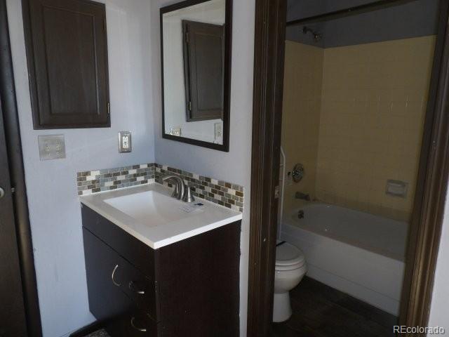 MLS Image #13 for 1811 s quebec way 48,denver, Colorado