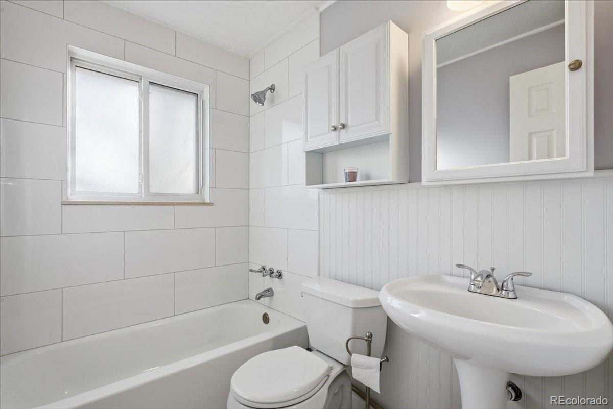 MLS Image #10 for 7158 w roxbury avenue,littleton, Colorado
