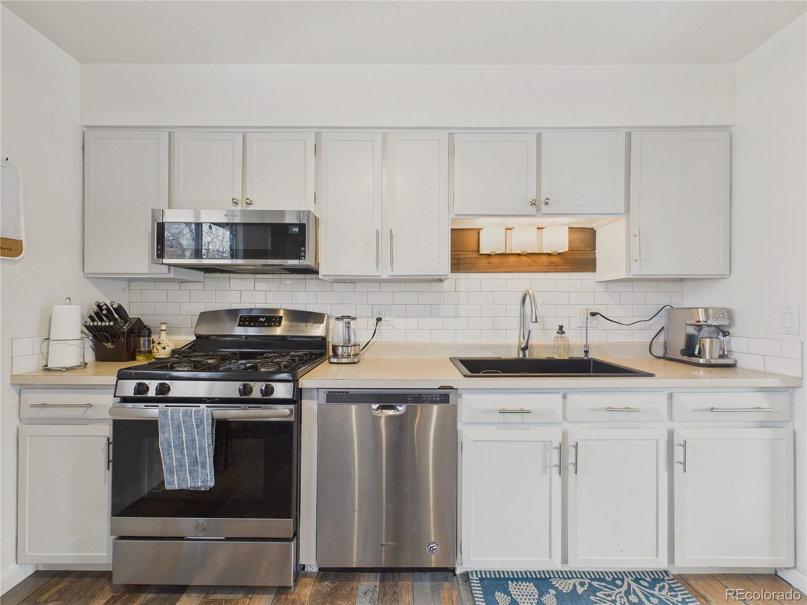 MLS Image #2 for 6885 w 69 place,arvada, Colorado