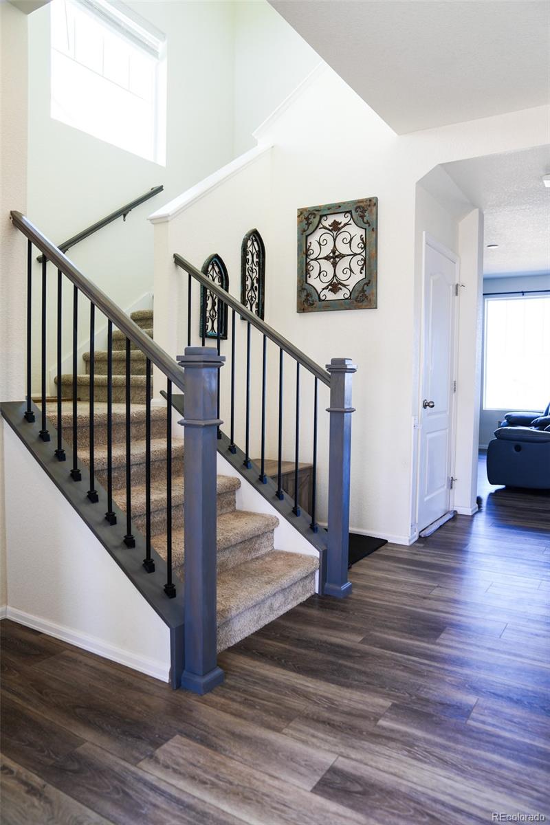 MLS Image #5 for 984  black saddle street,elizabeth, Colorado