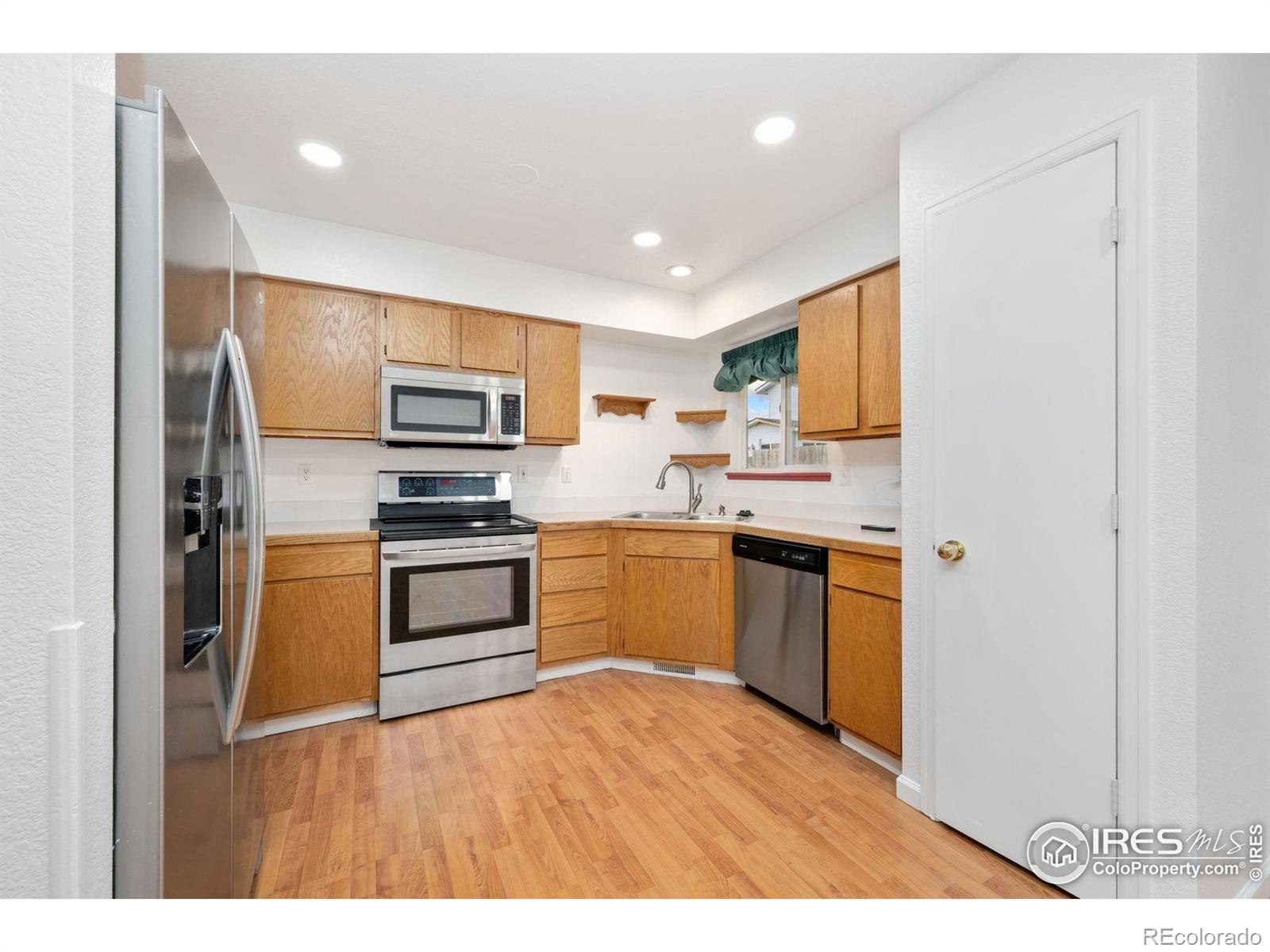 MLS Image #7 for 4616  homestead court,greeley, Colorado