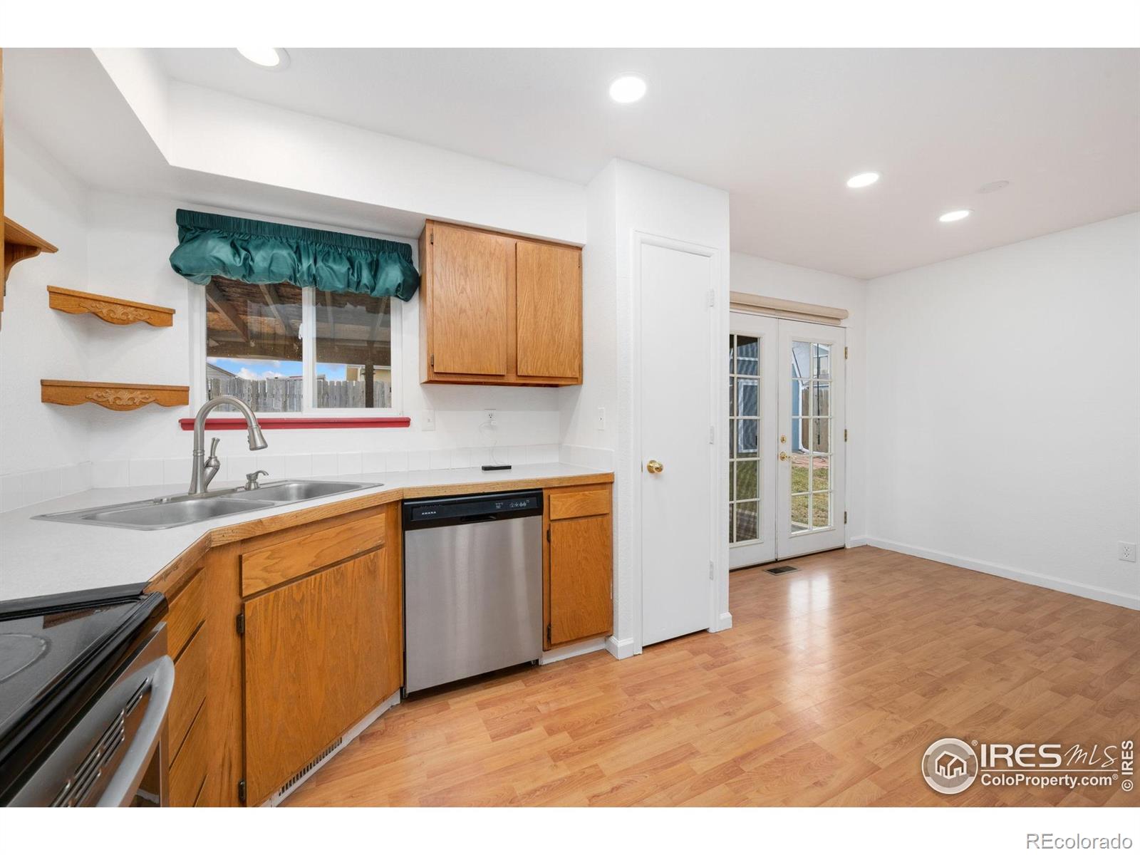 MLS Image #9 for 4616  homestead court,greeley, Colorado