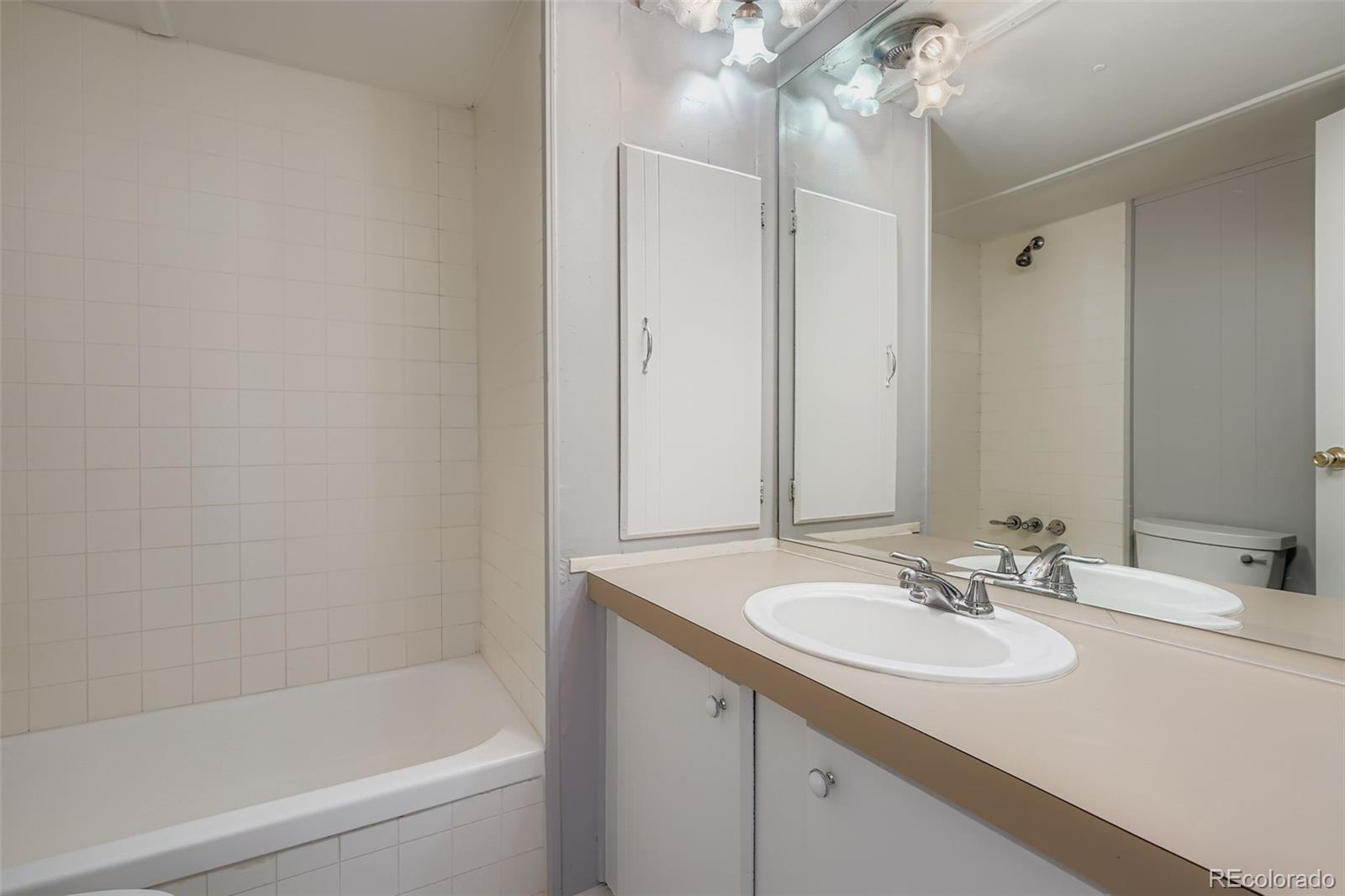 MLS Image #17 for 2001  tulane street,denver, Colorado