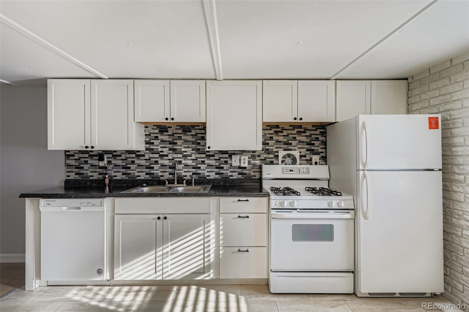 MLS Image #5 for 2001  tulane street,denver, Colorado