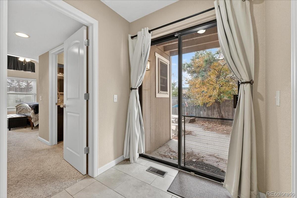 MLS Image #14 for 13361 e wyoming place,aurora, Colorado