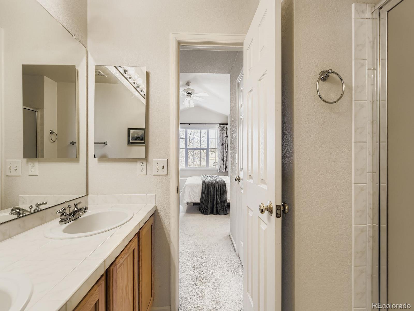 MLS Image #15 for 8626 s lewis way,littleton, Colorado