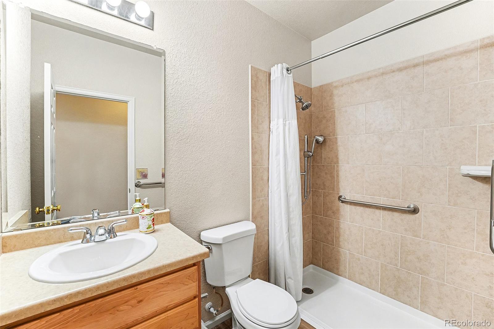 MLS Image #13 for 4420 s garland way,littleton, Colorado