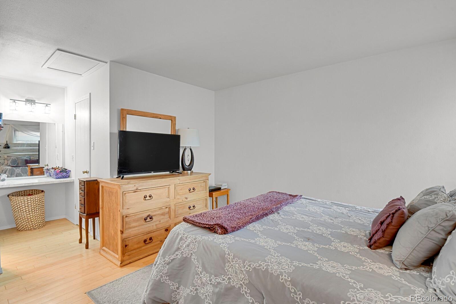 MLS Image #14 for 11760  grant street,northglenn, Colorado