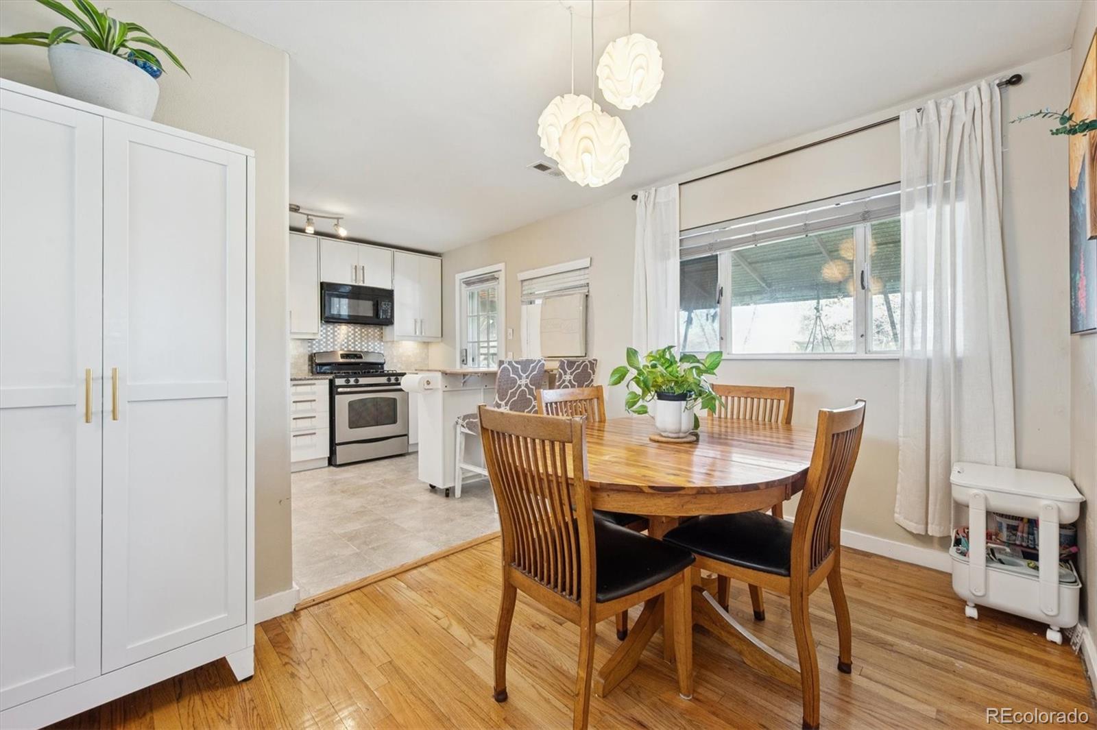 MLS Image #13 for 1817 s perry way,denver, Colorado