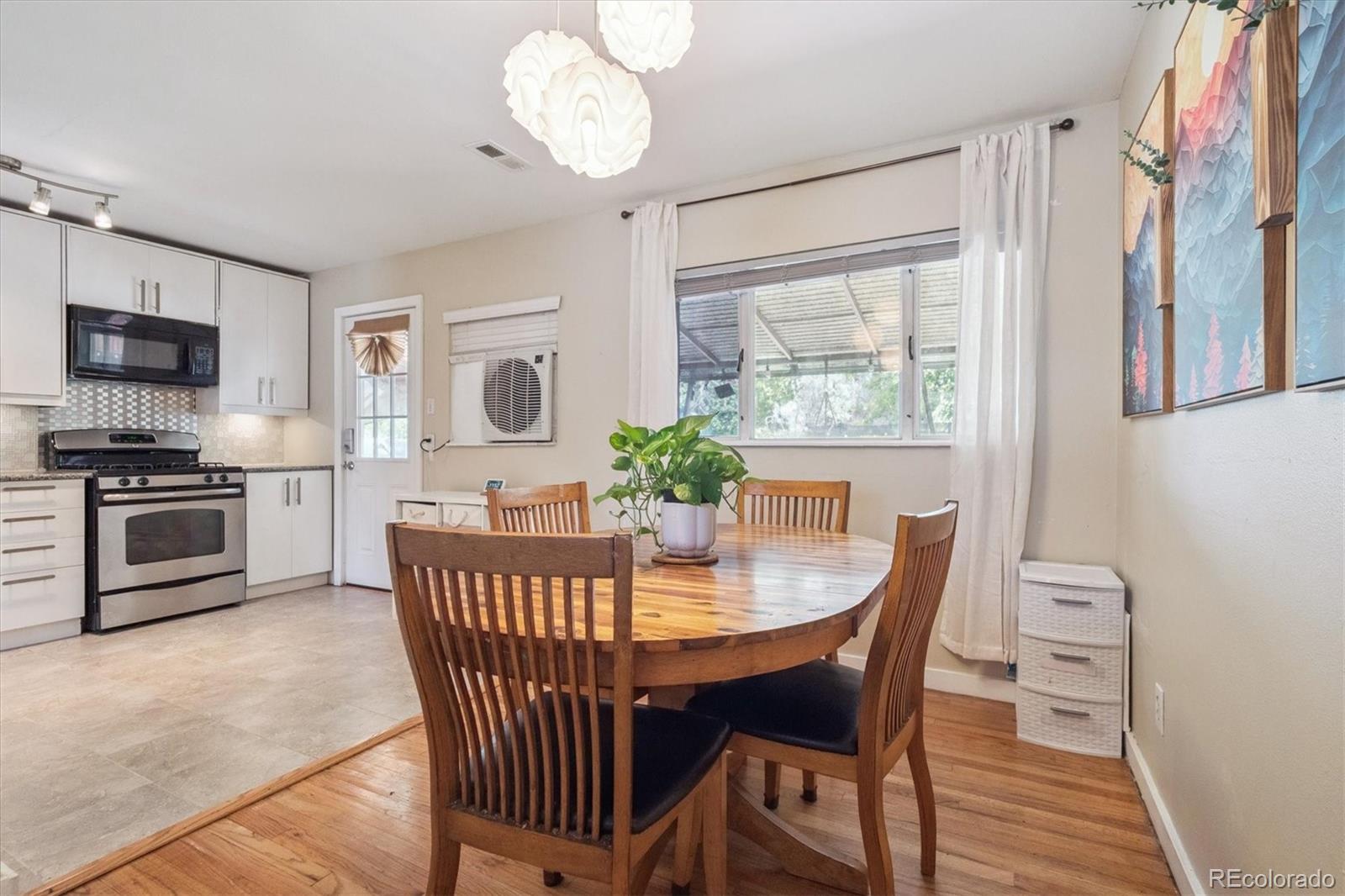 MLS Image #14 for 1817 s perry way,denver, Colorado