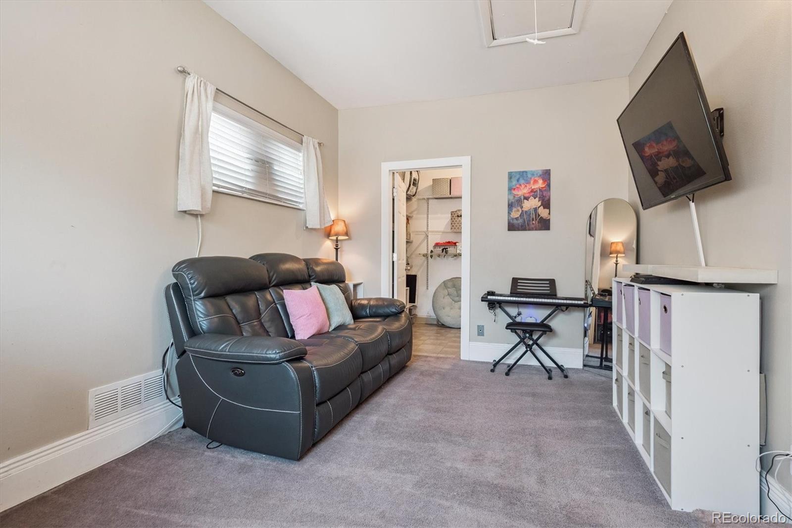 MLS Image #23 for 1817 s perry way,denver, Colorado