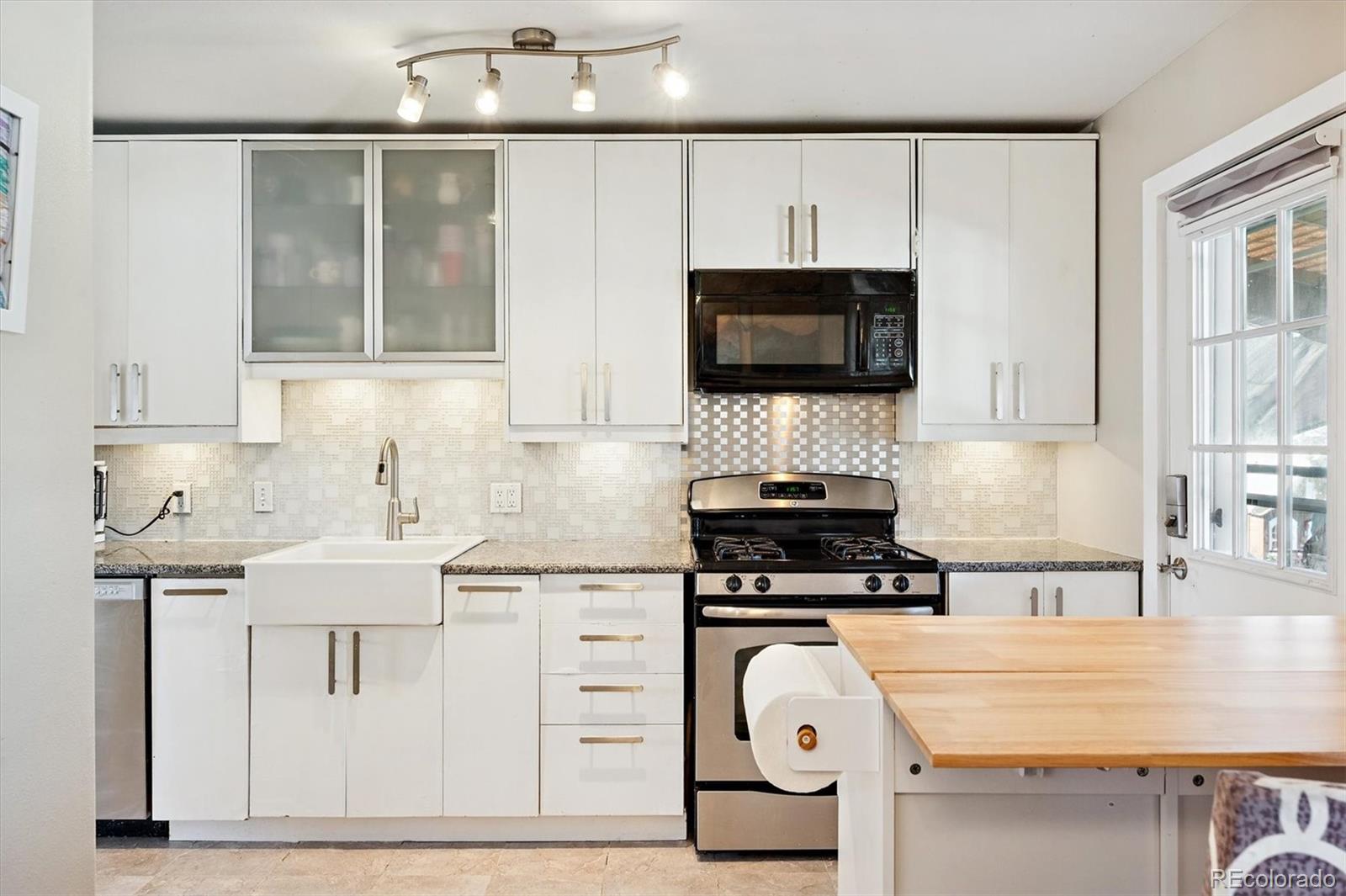 MLS Image #8 for 1817 s perry way,denver, Colorado