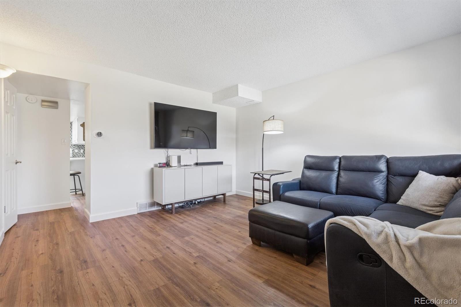 MLS Image #4 for 3948 s yosemite street ,denver, Colorado