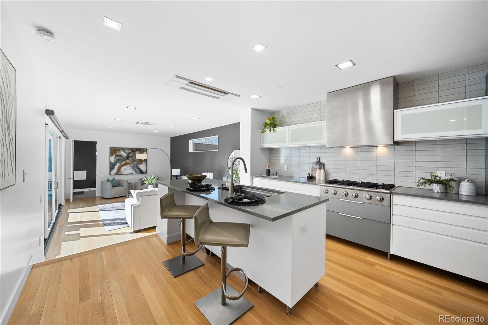 MLS Image #2 for 3725  wyandot street,denver, Colorado