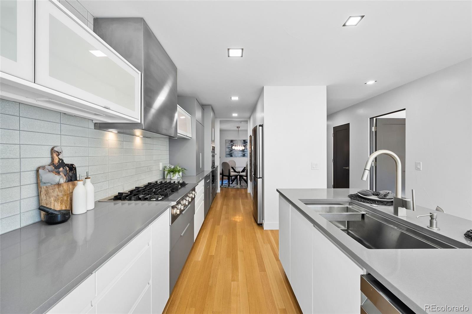 MLS Image #20 for 3725  wyandot street,denver, Colorado
