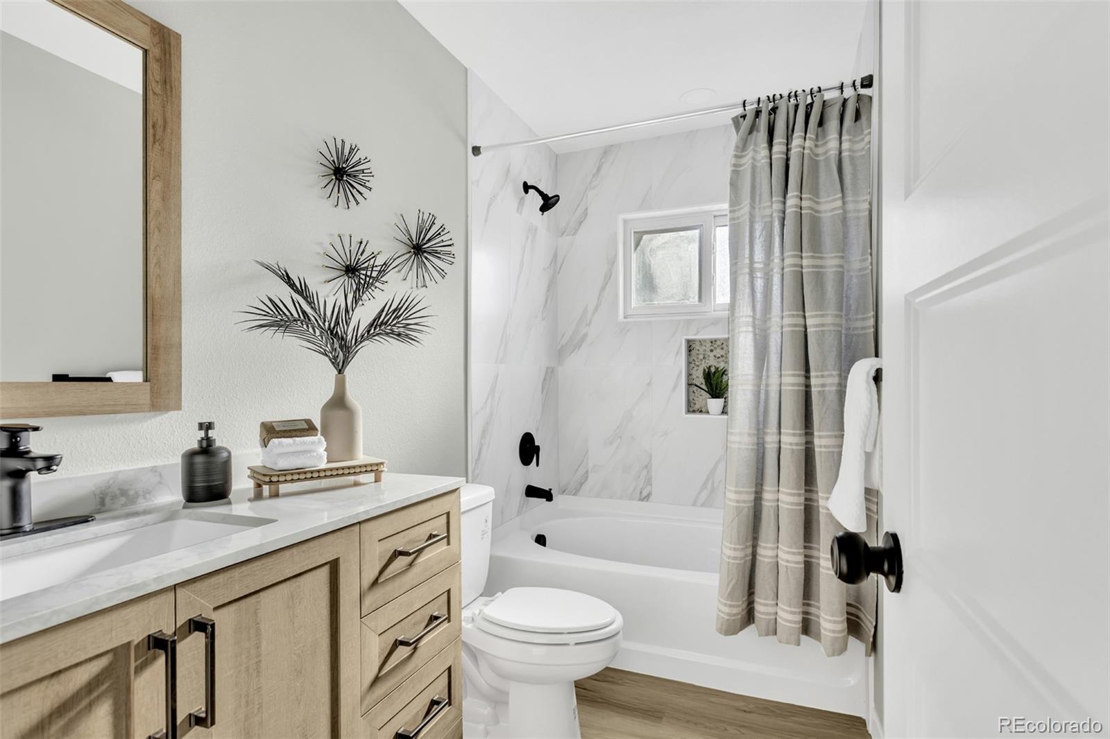 MLS Image #11 for 10519  lafayette street,northglenn, Colorado