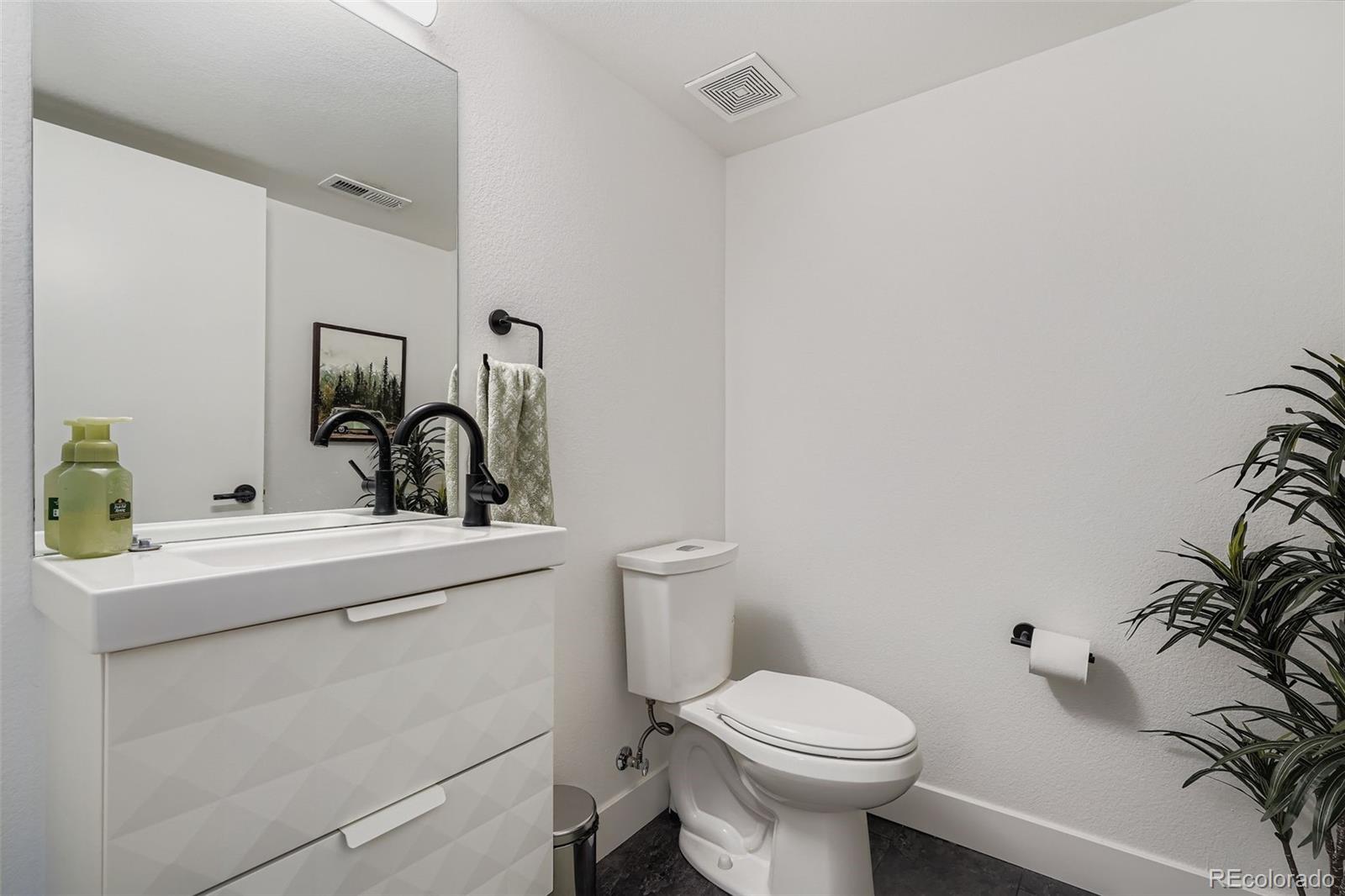 MLS Image #16 for 3222 w 19th avenue 7,denver, Colorado
