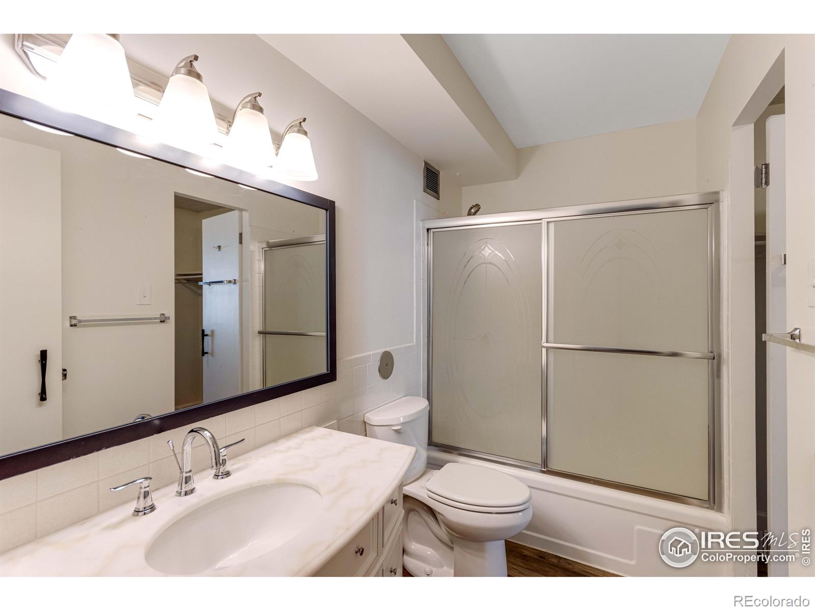 MLS Image #14 for 735 s alton way ,denver, Colorado