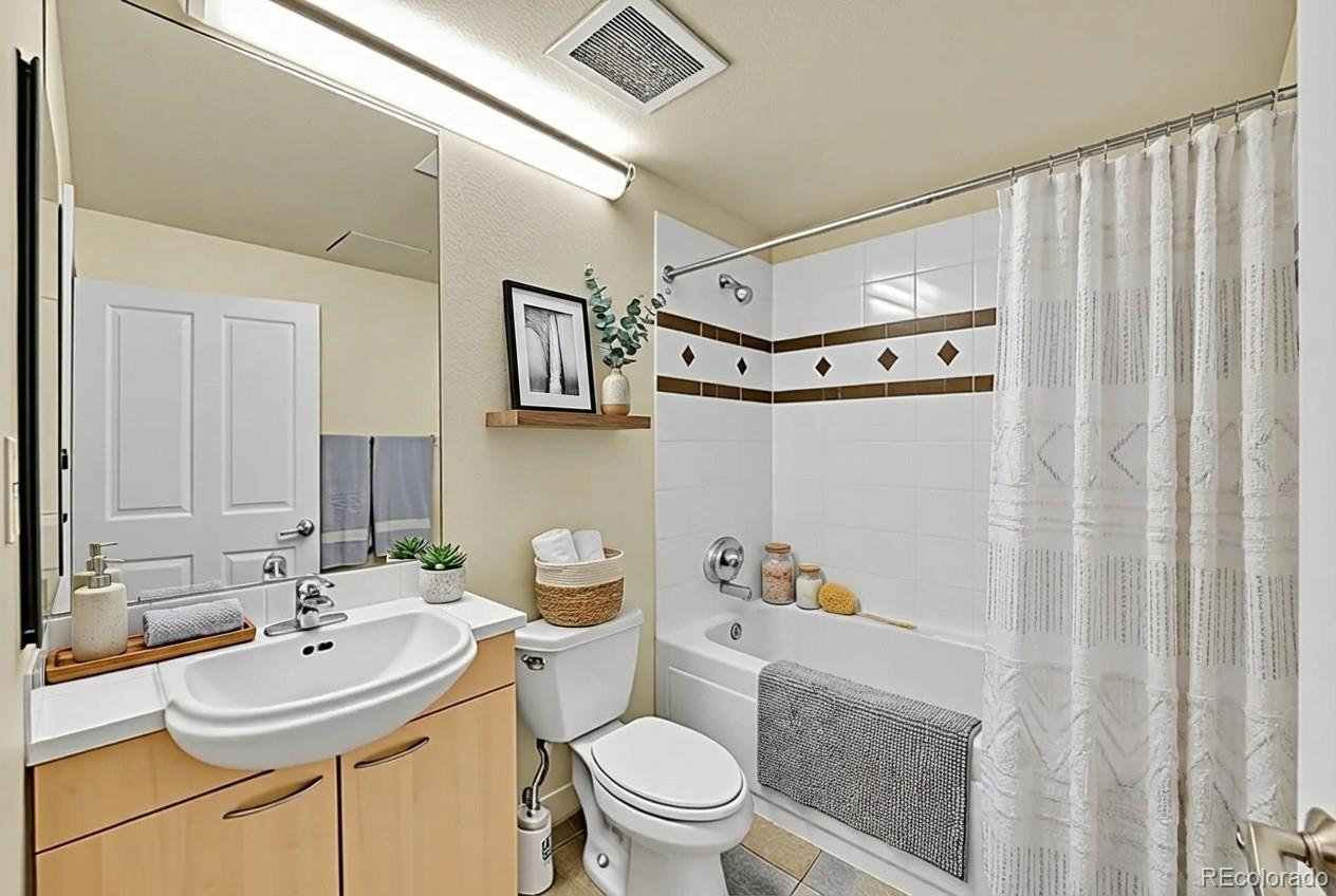 MLS Image #13 for 1499  blake street 6h,denver, Colorado