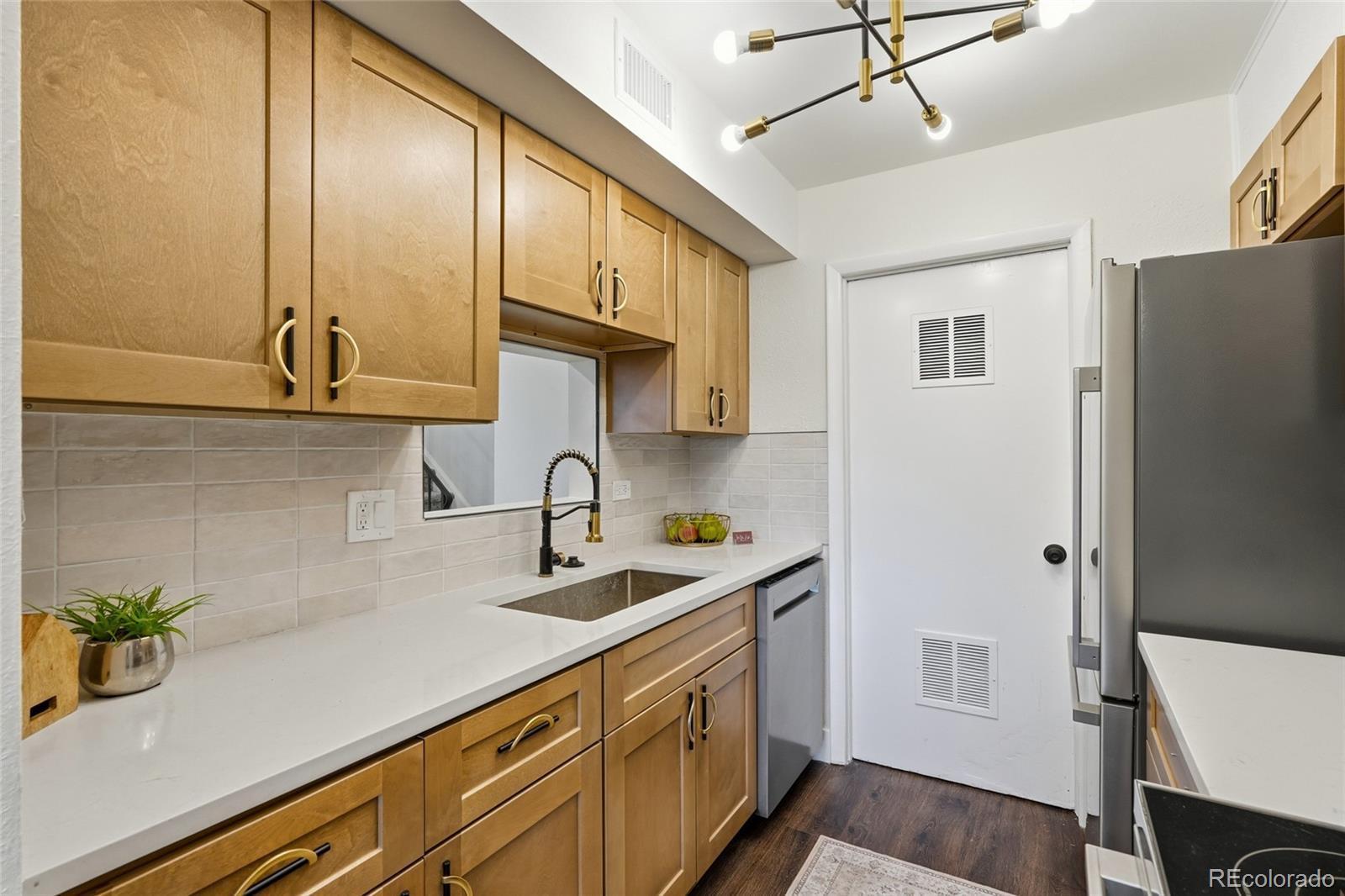 MLS Image #5 for 2557 s dover street 50,lakewood, Colorado