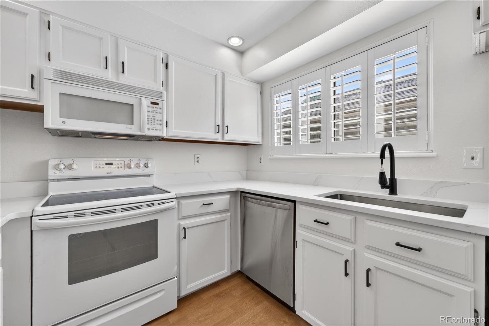 MLS Image #8 for 3401 s ammons street 19-3,lakewood, Colorado
