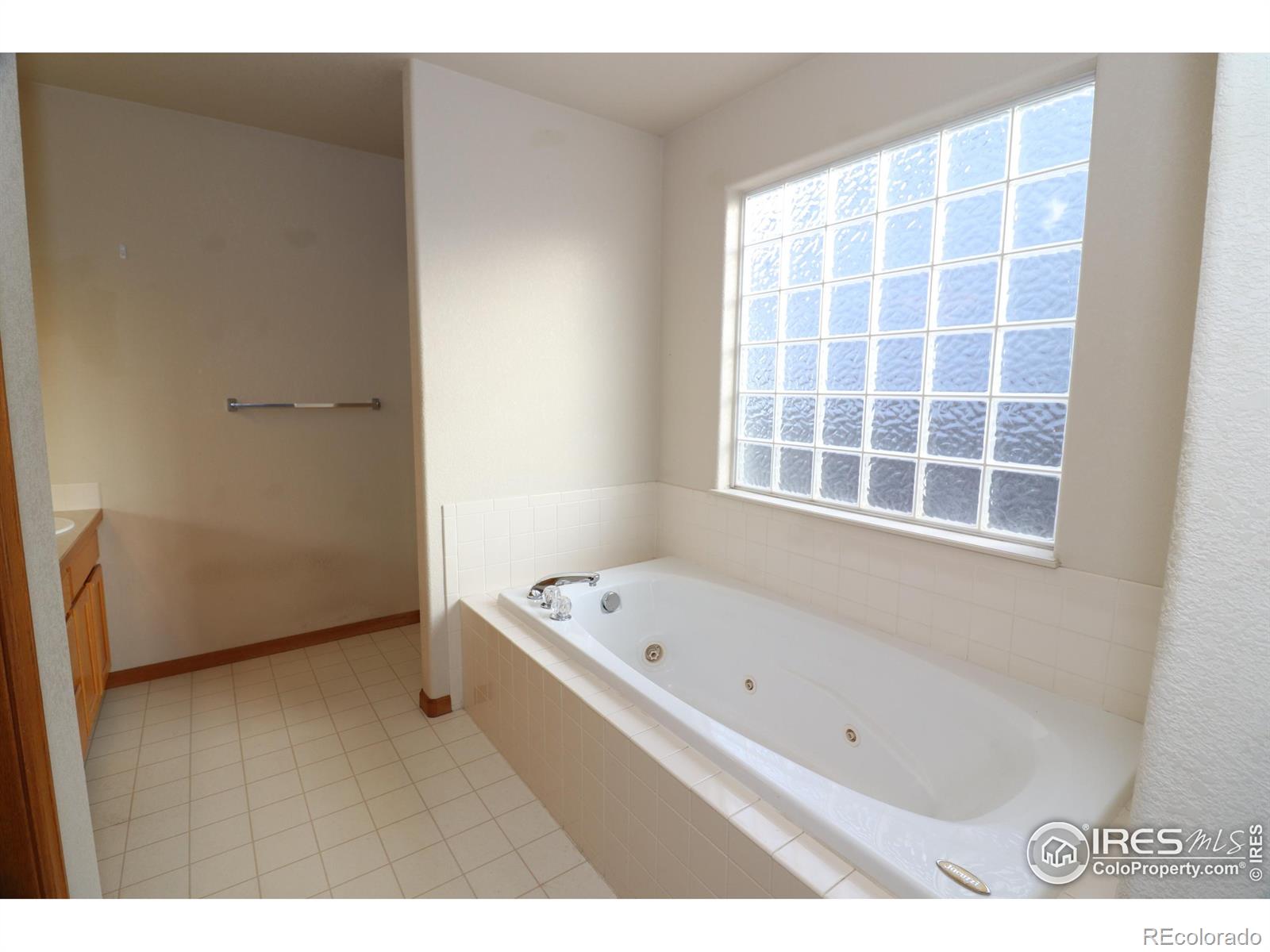 MLS Image #17 for 133 s sydney court,milliken, Colorado