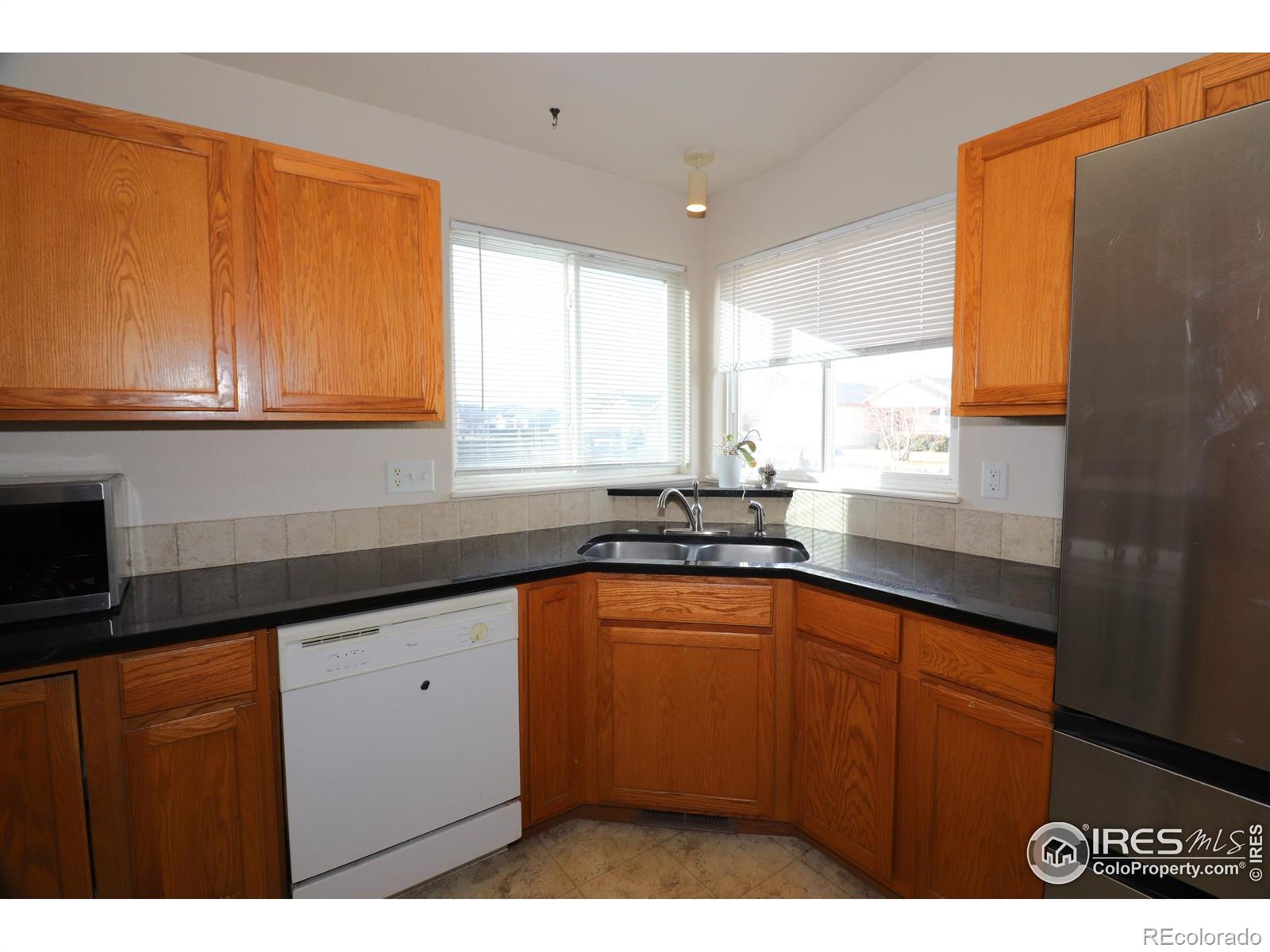 MLS Image #6 for 133 s sydney court,milliken, Colorado
