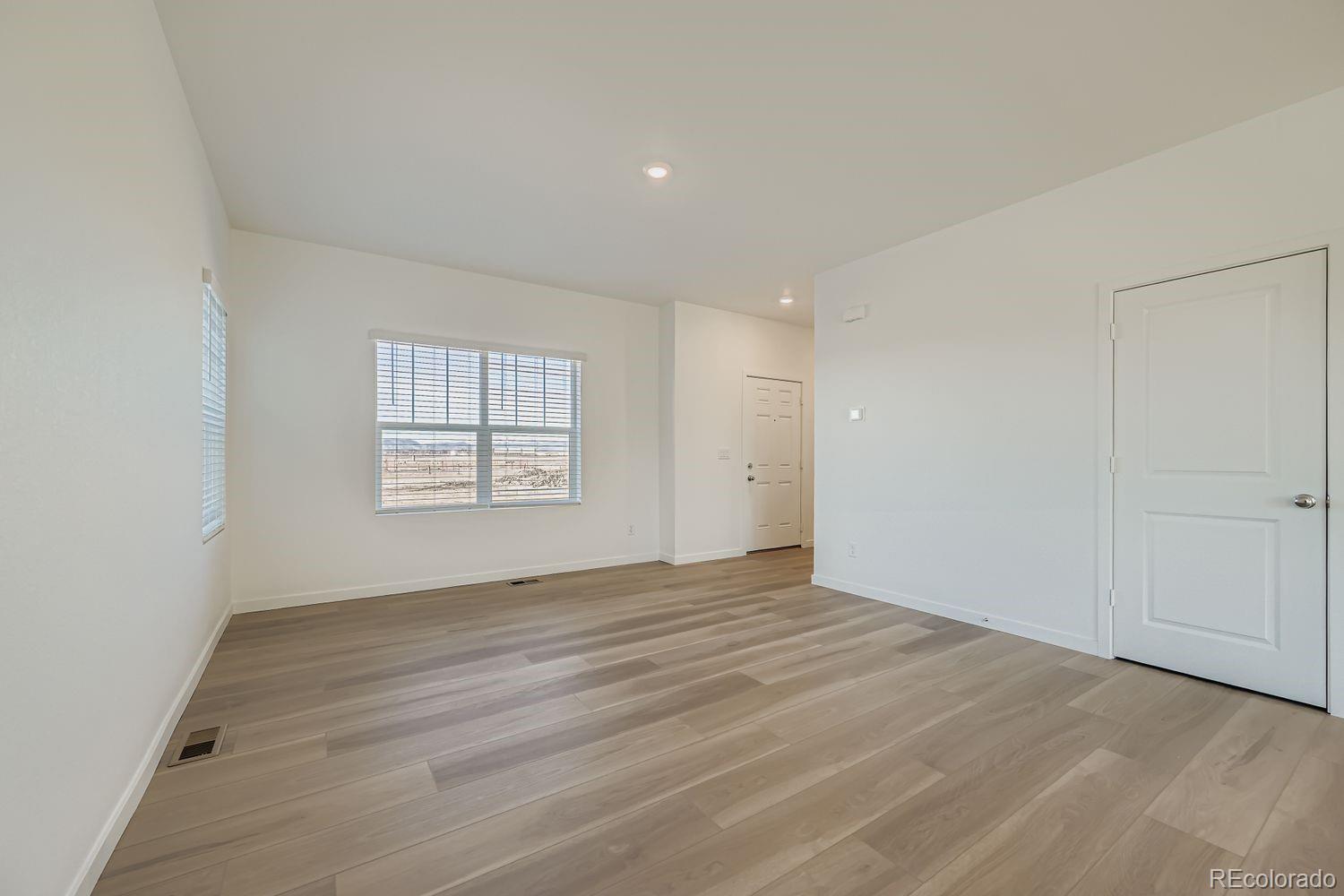 MLS Image #4 for 2729 e 153rd avenue ,thornton, Colorado