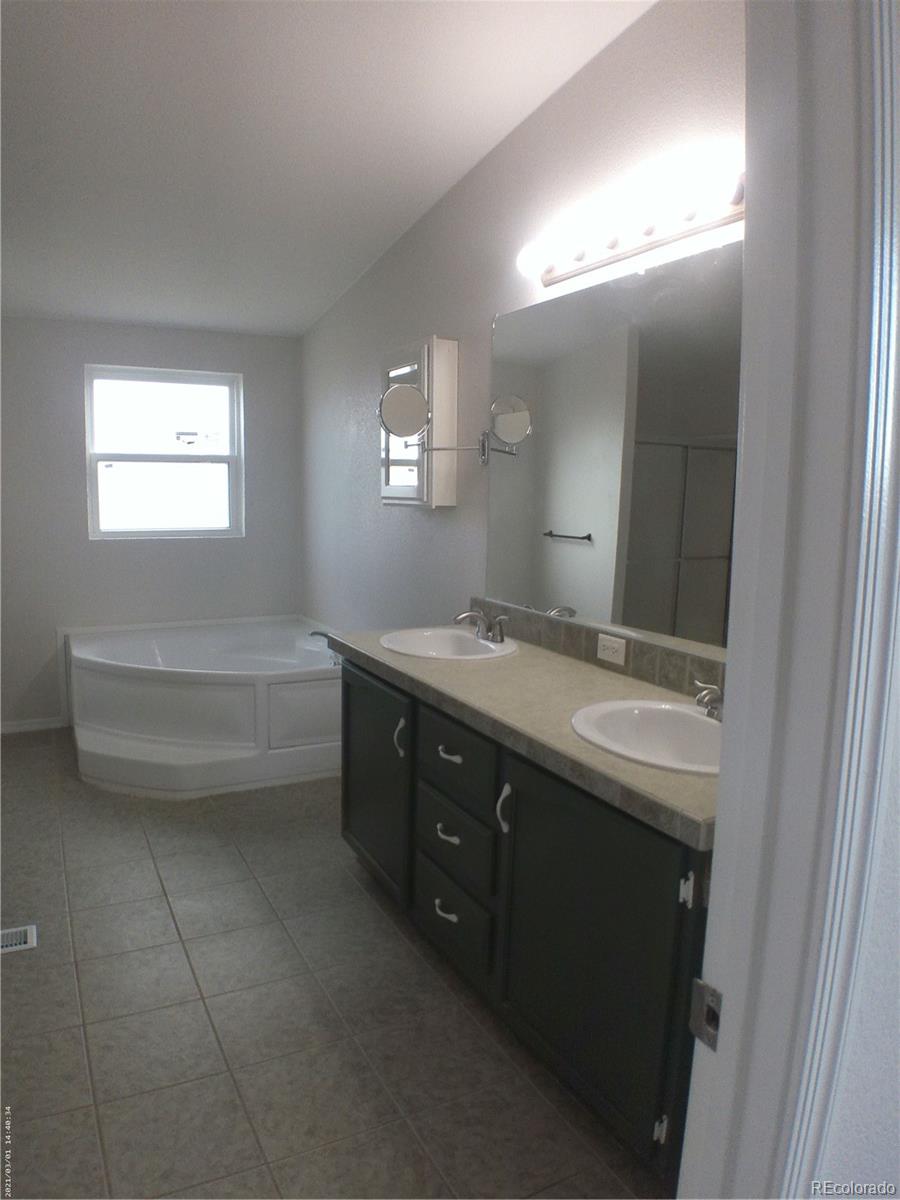 MLS Image #12 for 1715  oasis drive,mack, Colorado