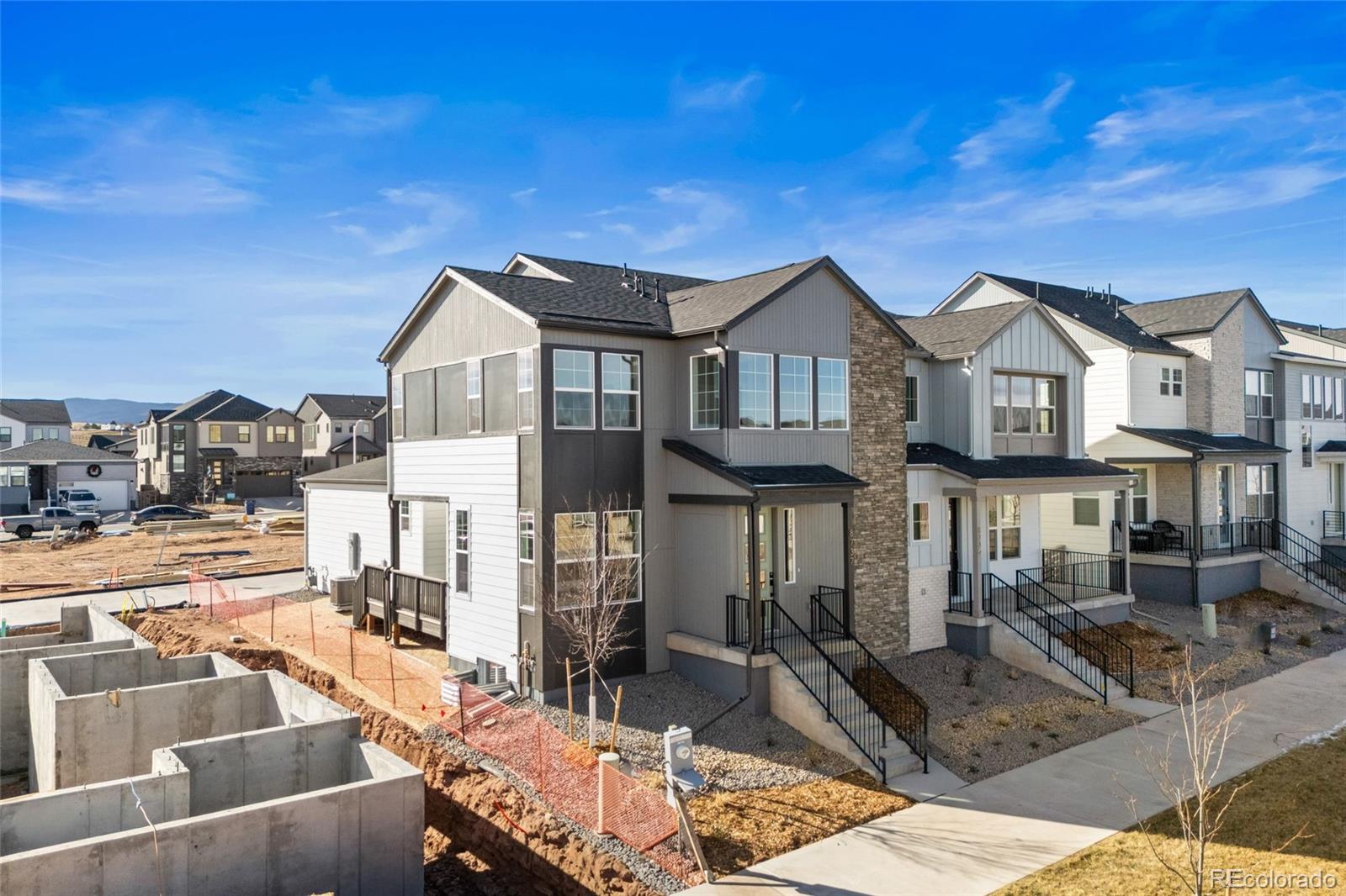 MLS Image #1 for 8737  whiteclover street,littleton, Colorado