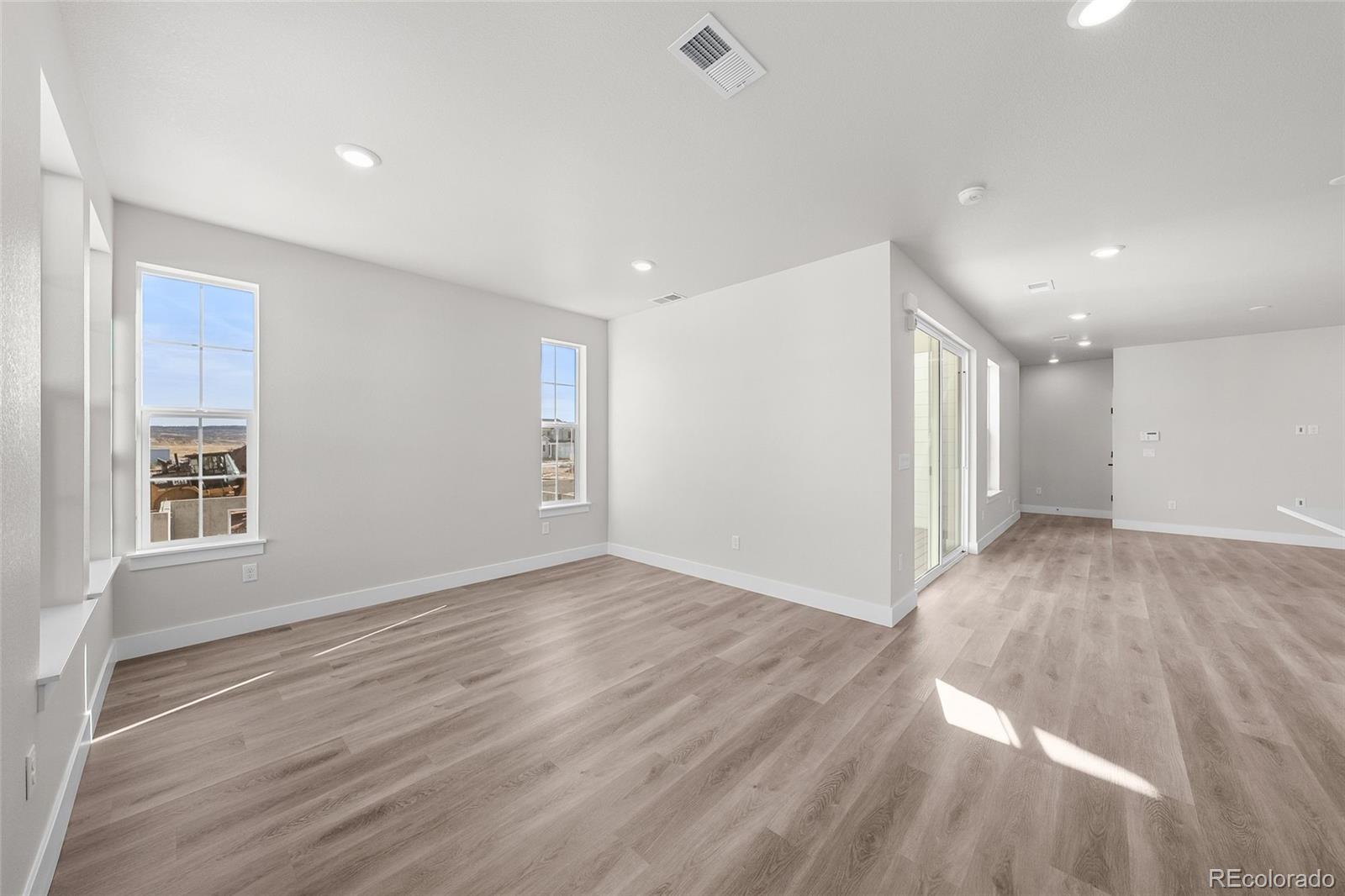 MLS Image #3 for 8737  whiteclover street,littleton, Colorado