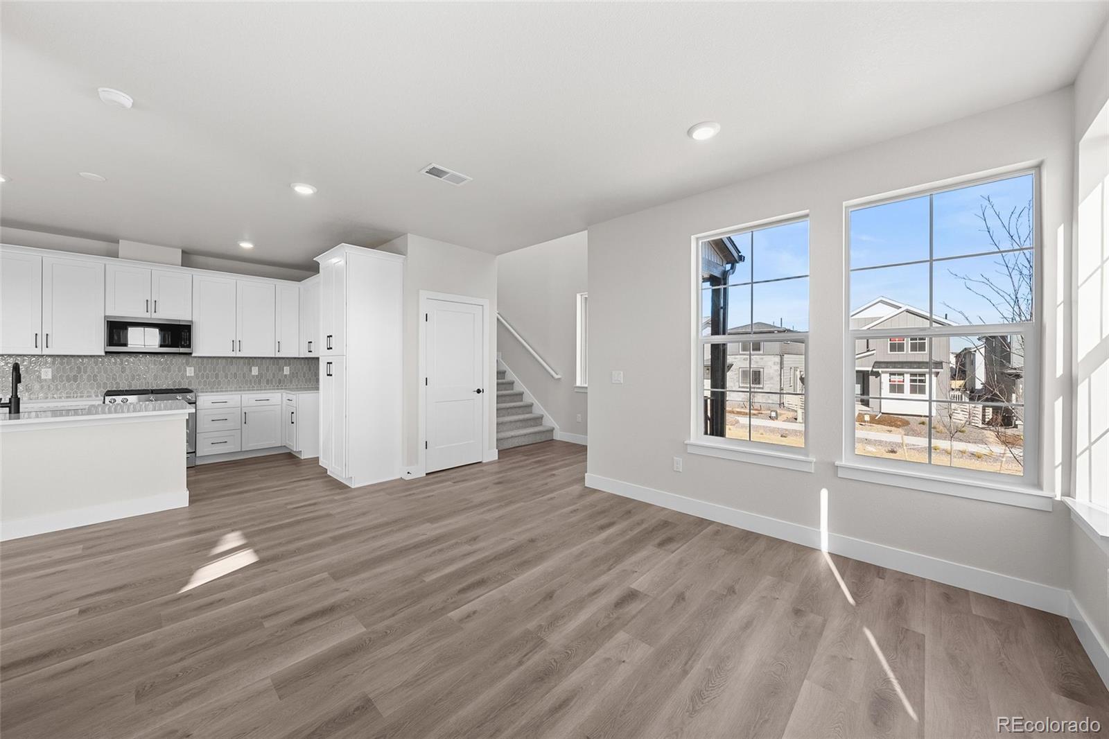 MLS Image #5 for 8737  whiteclover street,littleton, Colorado