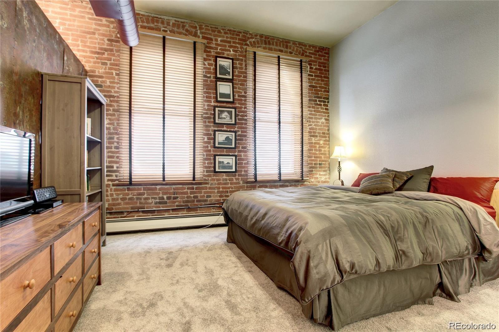 MLS Image #15 for 2560  blake street,denver, Colorado