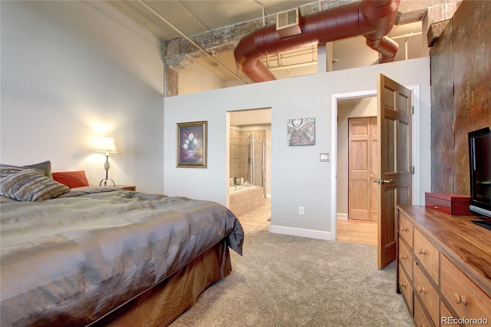 MLS Image #16 for 2560  blake street,denver, Colorado