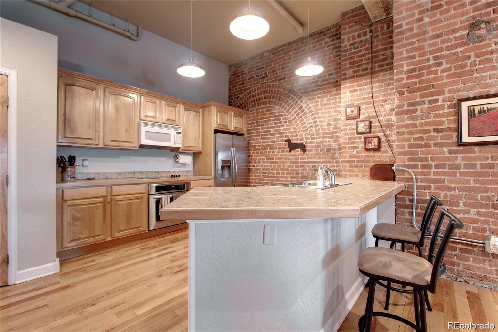 MLS Image #7 for 2560  blake street,denver, Colorado