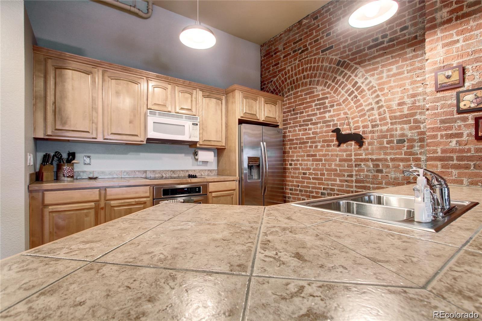 MLS Image #8 for 2560  blake street,denver, Colorado