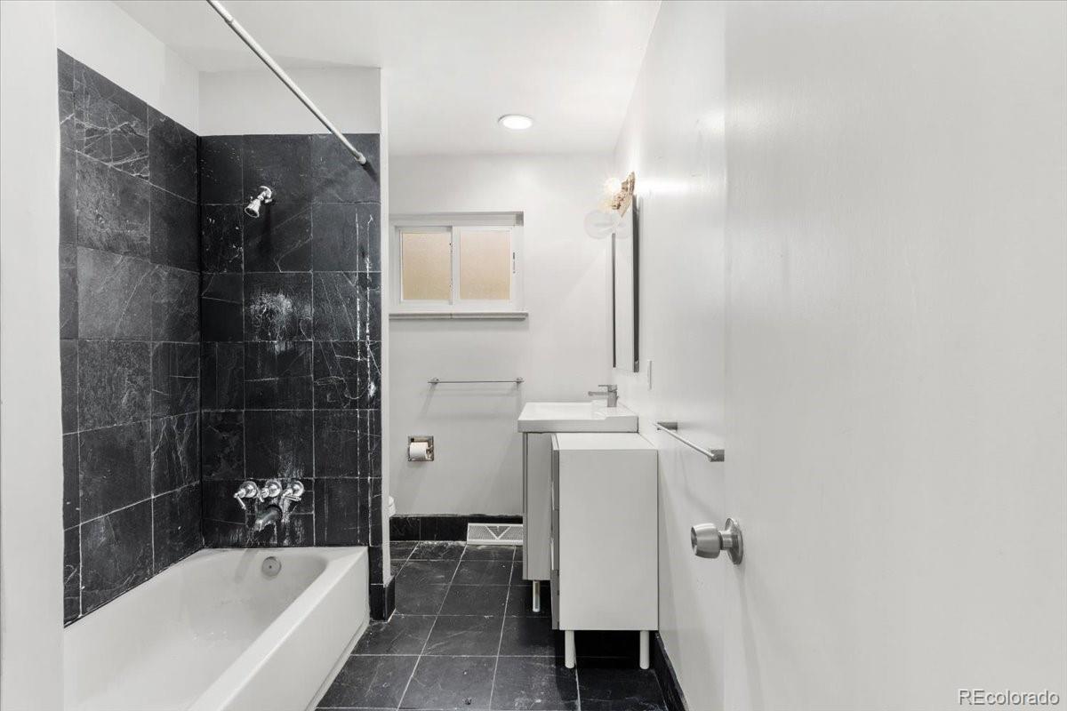 MLS Image #16 for 5670 w 51st avenue,denver, Colorado