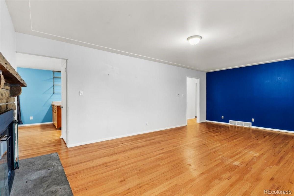 MLS Image #6 for 5670 w 51st avenue,denver, Colorado