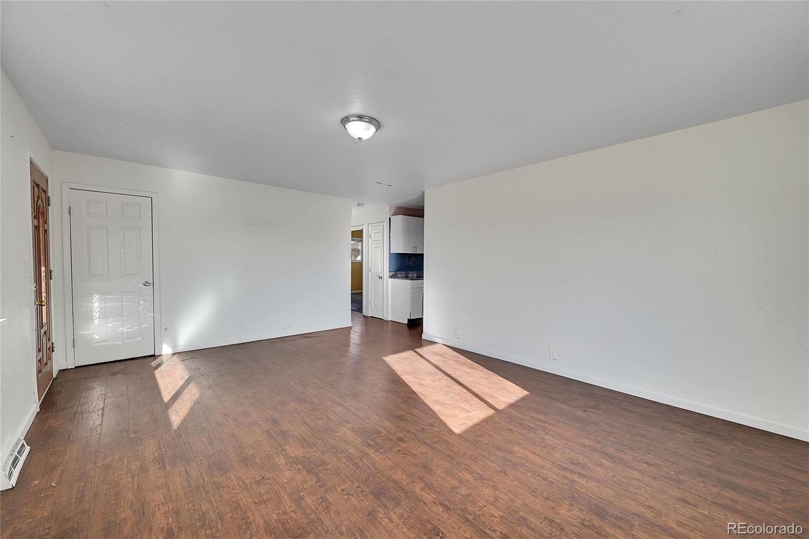 MLS Image #6 for 5842  oneida street,commerce city, Colorado