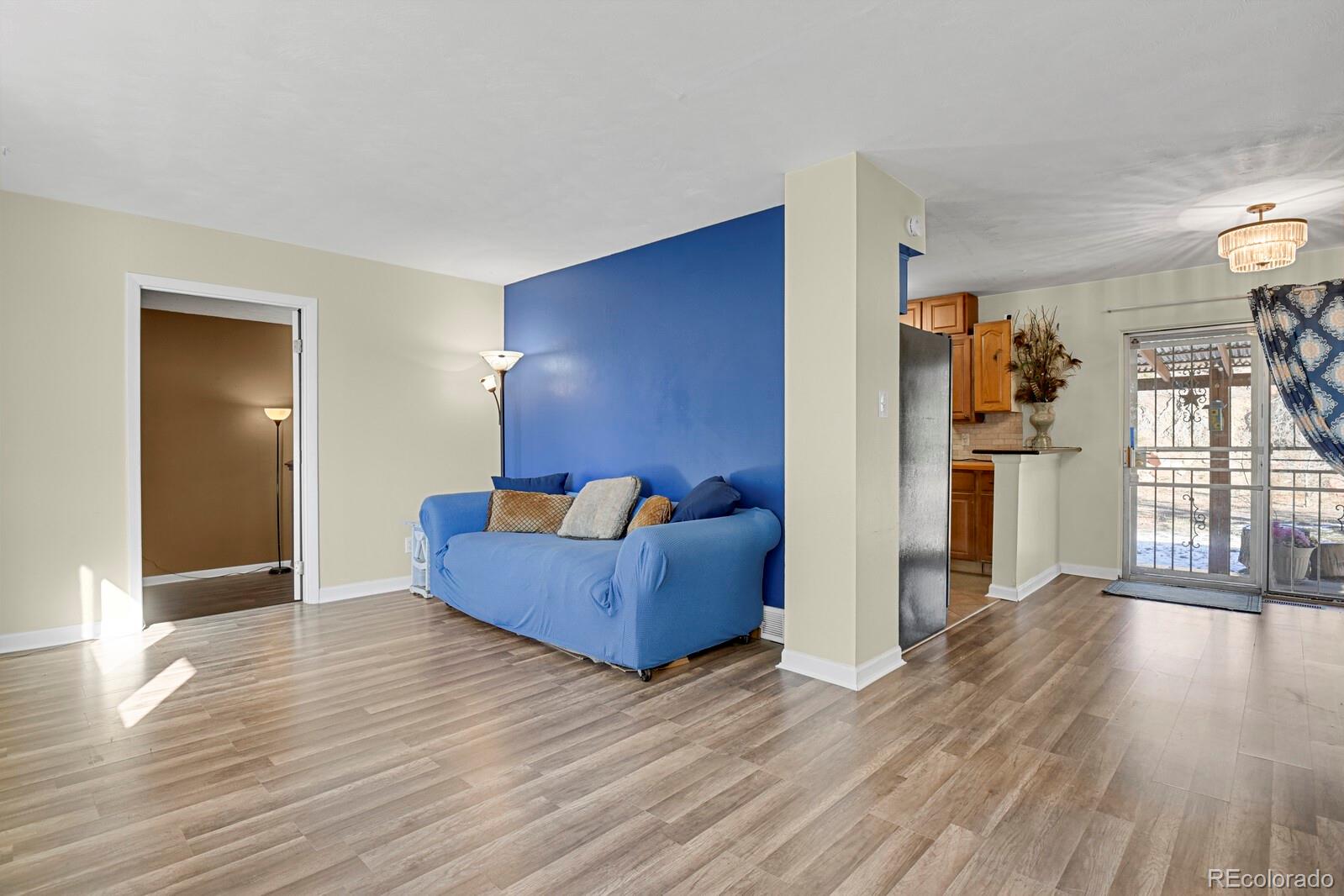 MLS Image #3 for 1014  sable boulevard,aurora, Colorado